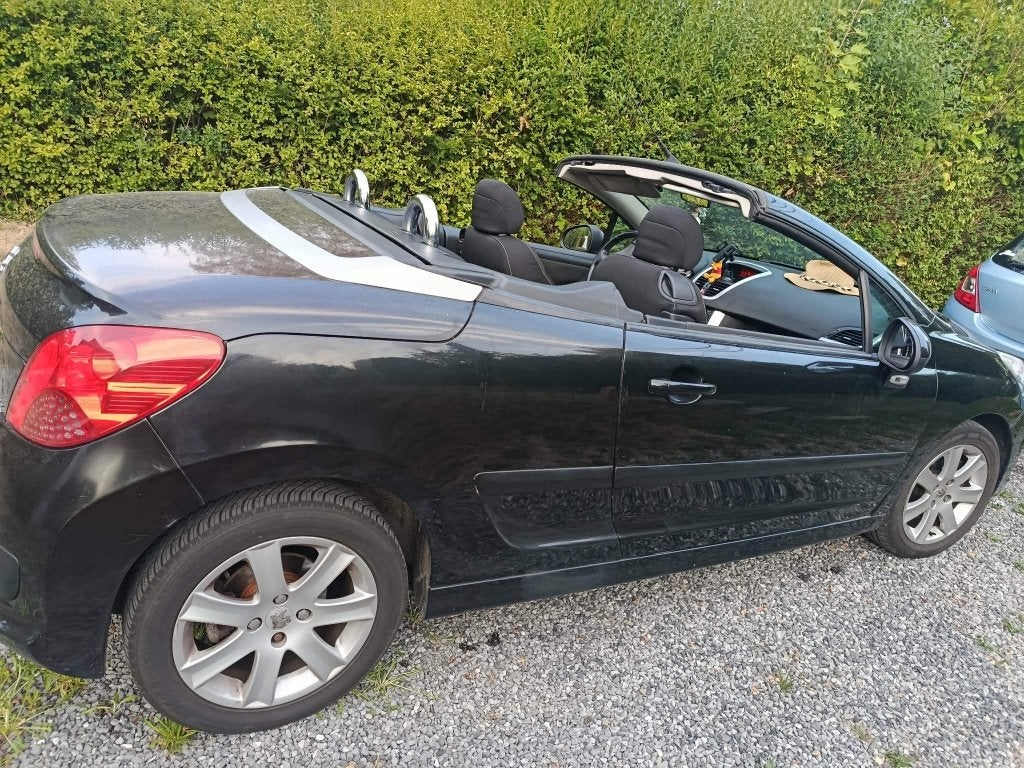 peugeot 207 cc, Autos, Boîte manuelle, Noir, Airbags, Particulier