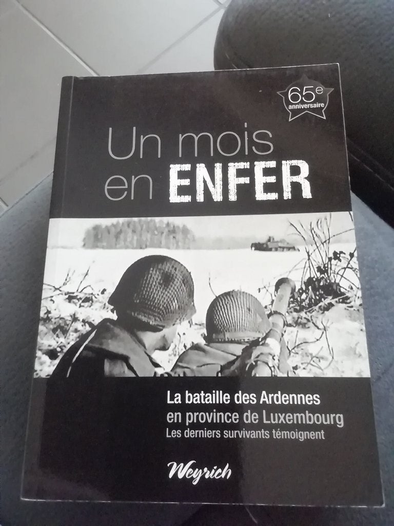 Een maand in de hel, WO2, Ophalen of Verzenden, Overige soorten, Boek of Tijdschrift