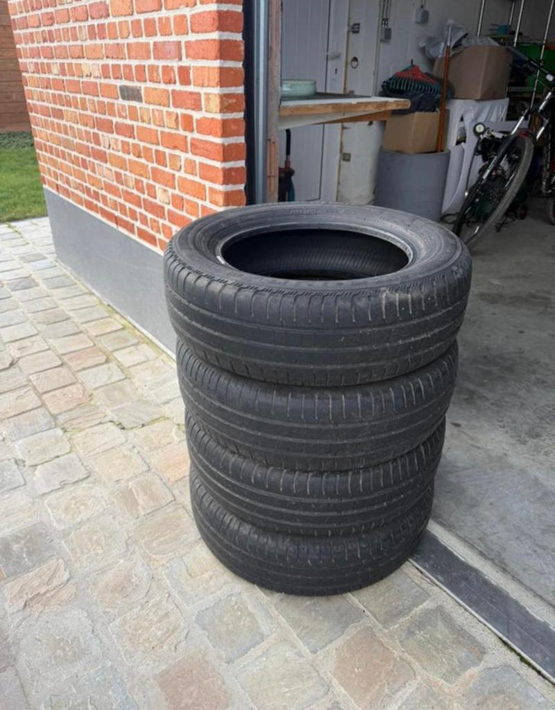 4 Banden Bridgestone 185/65/15, Ophalen, Gebruikt, 15 inch, 185 mm
