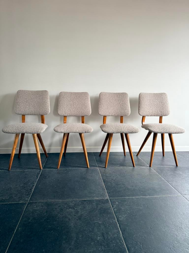 Vintage stoelen, Huis en Inrichting, Ophalen, Vier, Stof, No@mail.be