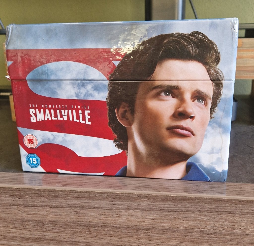Dvd box smallville, Cd's en Dvd's, Vanaf 12 jaar, Ophalen, Zo goed als nieuw