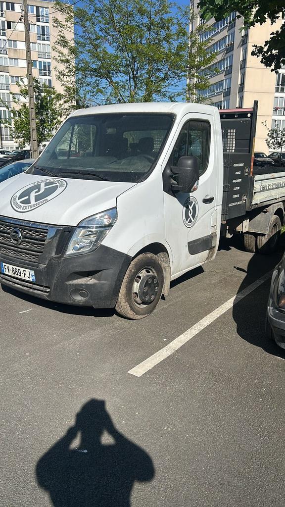 Nissan nv400 benne, Auto's, Zwart, Wit, 2 deurs, Te koop