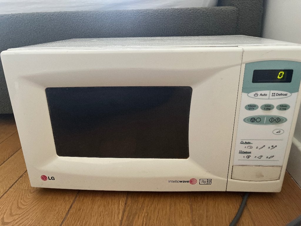 Microgolf LG, Enlèvement, Utilisé, 45 à 60 cm, Micro-ondes