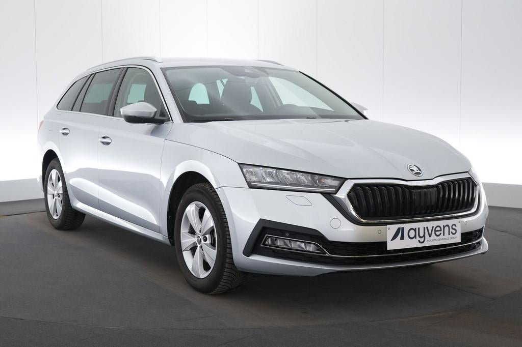 (2BNY468) SKODA OCTAVIA COMBI, Autos, Argent ou Gris, Achat, Cruise Control, Euro 6