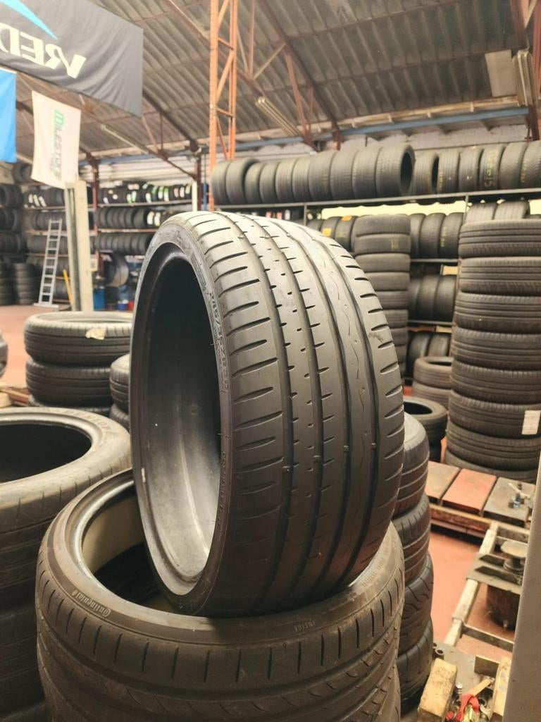 245/35R20 Laufenn TOP QUALITÉ AVEC MONTAGE ET ÉQUILIBRAGE, Enlèvement
