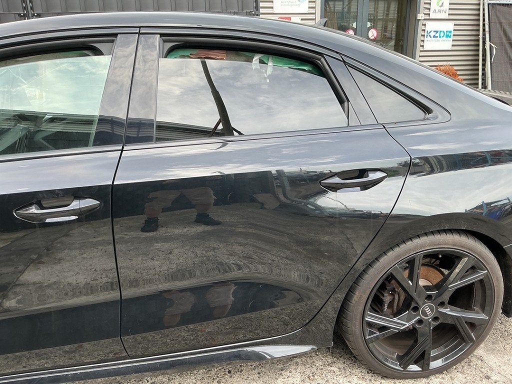 PORTE GAUCHE ARRIÈRE A3 Limousine (8YS) (|8Y5833051A|), Arrière, Auto-Union-Straße  1,
85057  Ingolstadt, DE, Info@audi.de, Audi