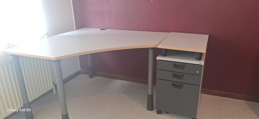Bureau d angle, 120 cm, 170 cm, Utilisé, Gris