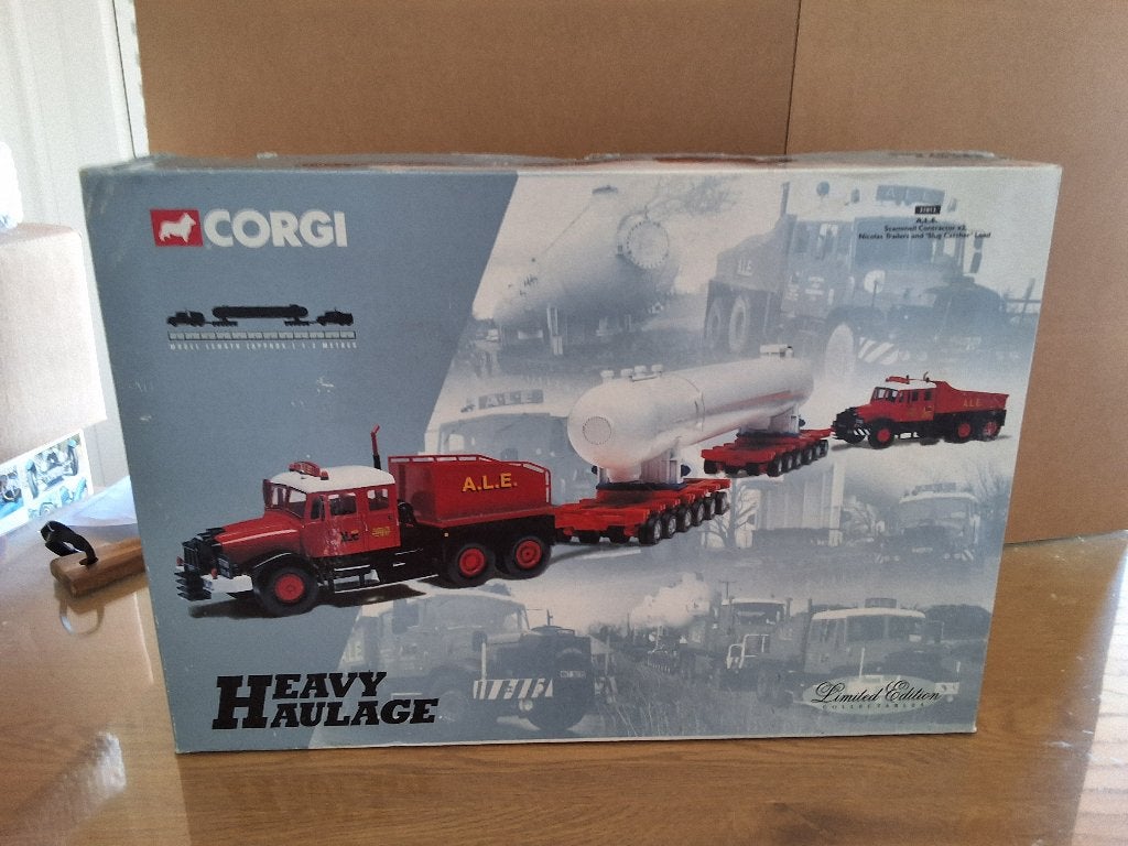 camions avec échelle de chargement 1:50 corgi, Enlèvement ou Envoi, Comme neuf, Bus ou Camion, Corgi