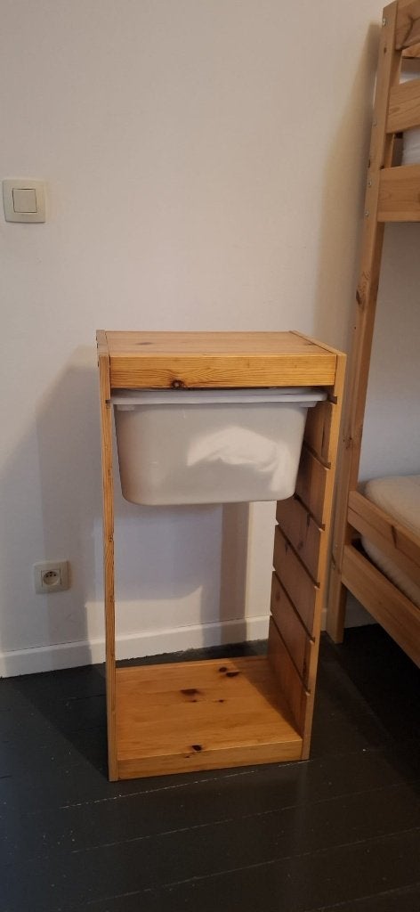 speelgoedkast, Ophalen
