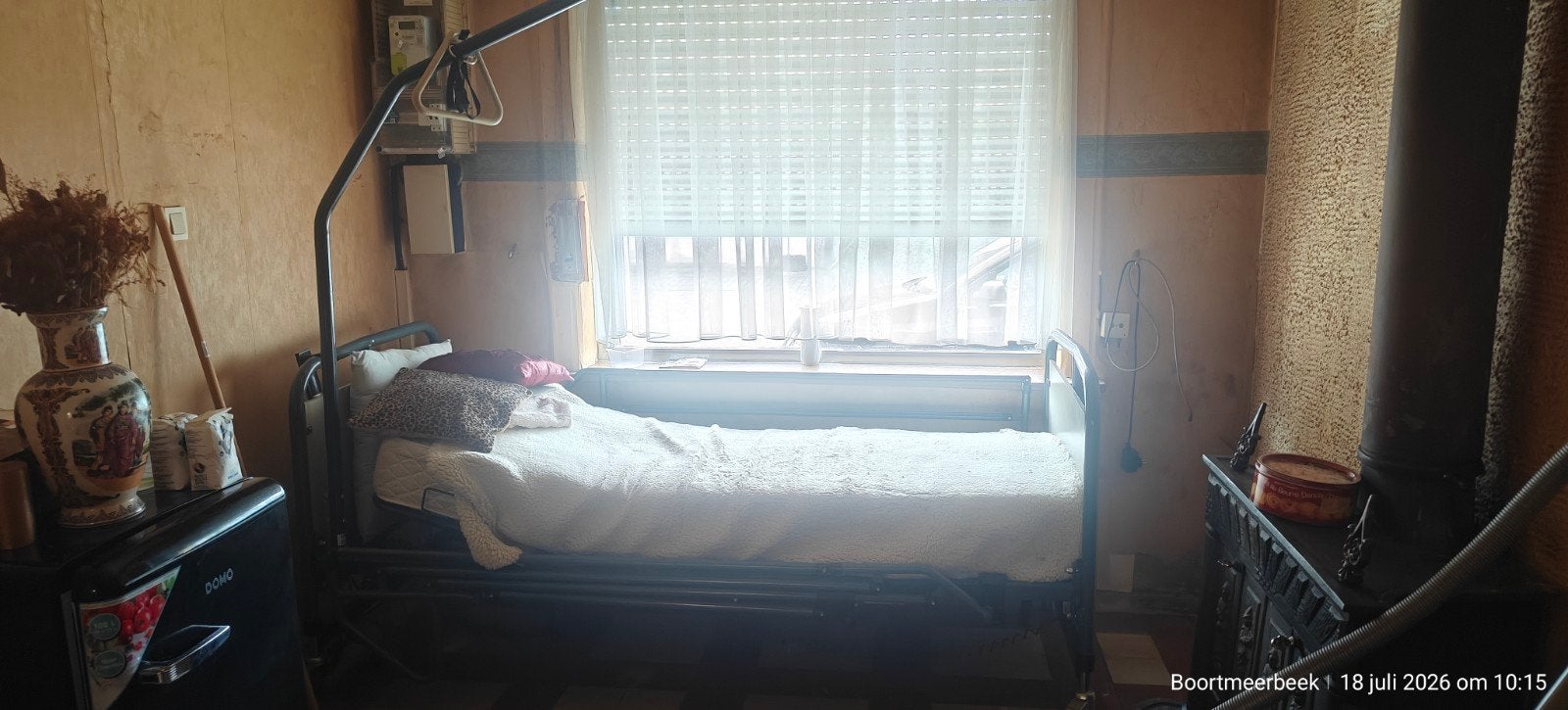 Elektrisch verstelbaar bed, Huis en Inrichting, Ophalen, Verstelbaar
