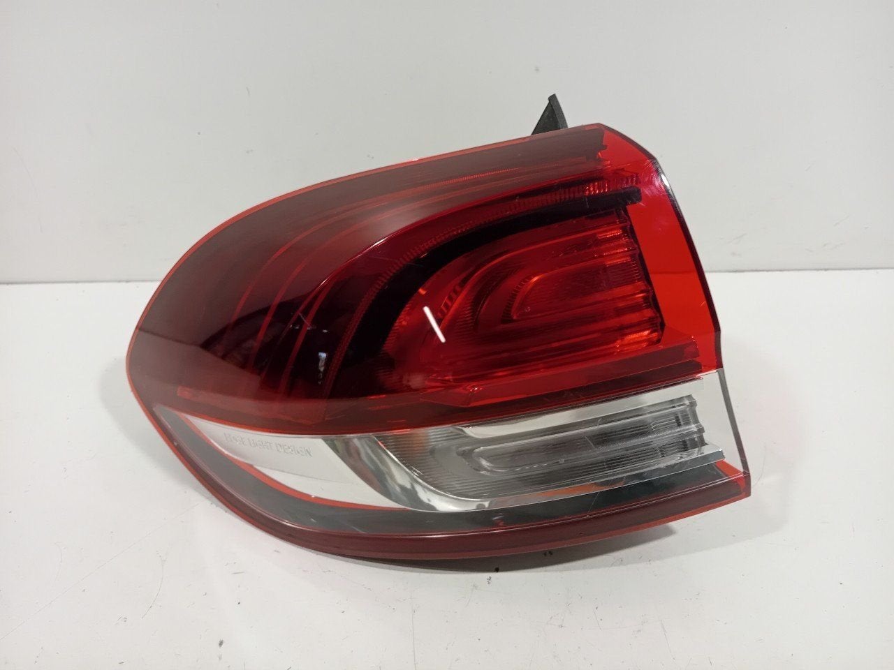Achterlicht links buiten Renault Scénic, Onderdelen@venauto.nl, Van der Ven Autorecycling B.V., Gebruikt, Ettenseweg 76, 4706 PB Roosendaal, The Netherlands