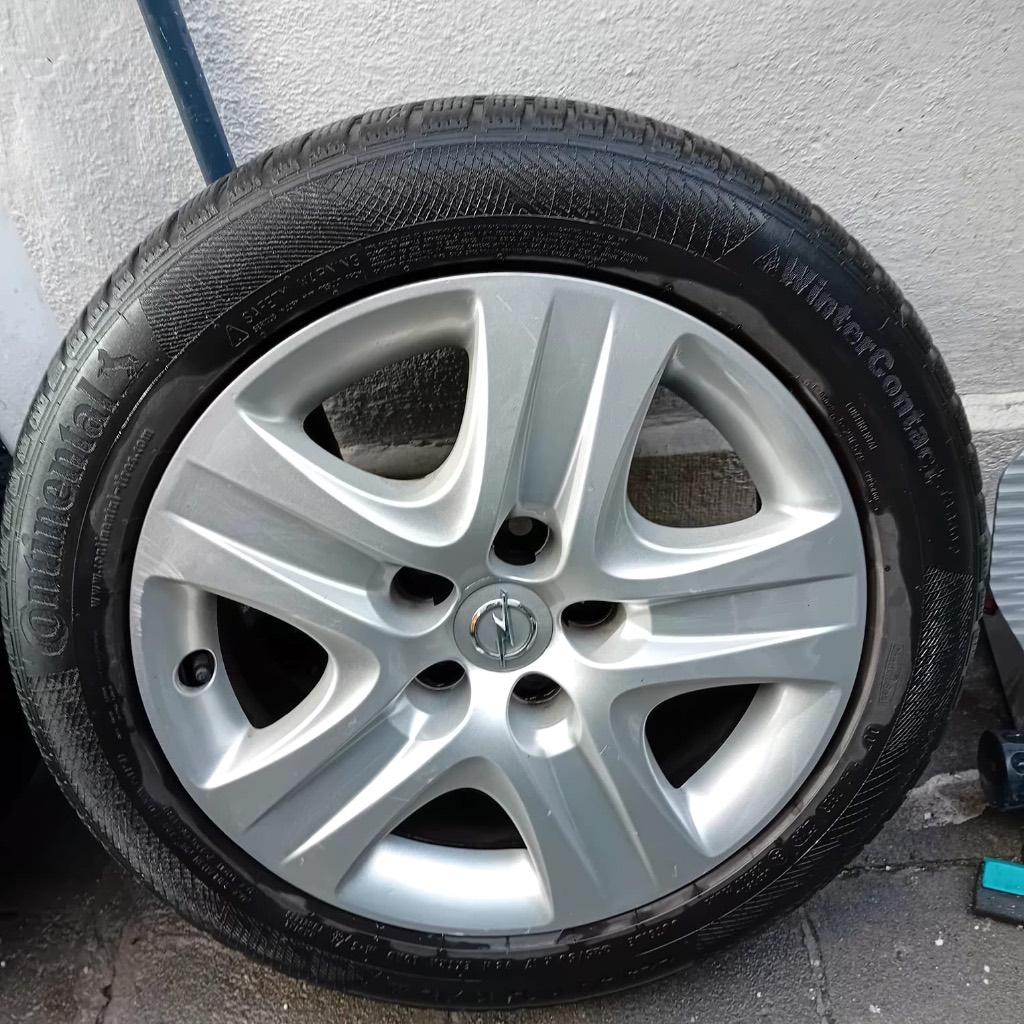 4 seizoensbanden met velgen Opel Insignia, 4 Saisons, Véhicule de tourisme, 17 pouces, Enlèvement