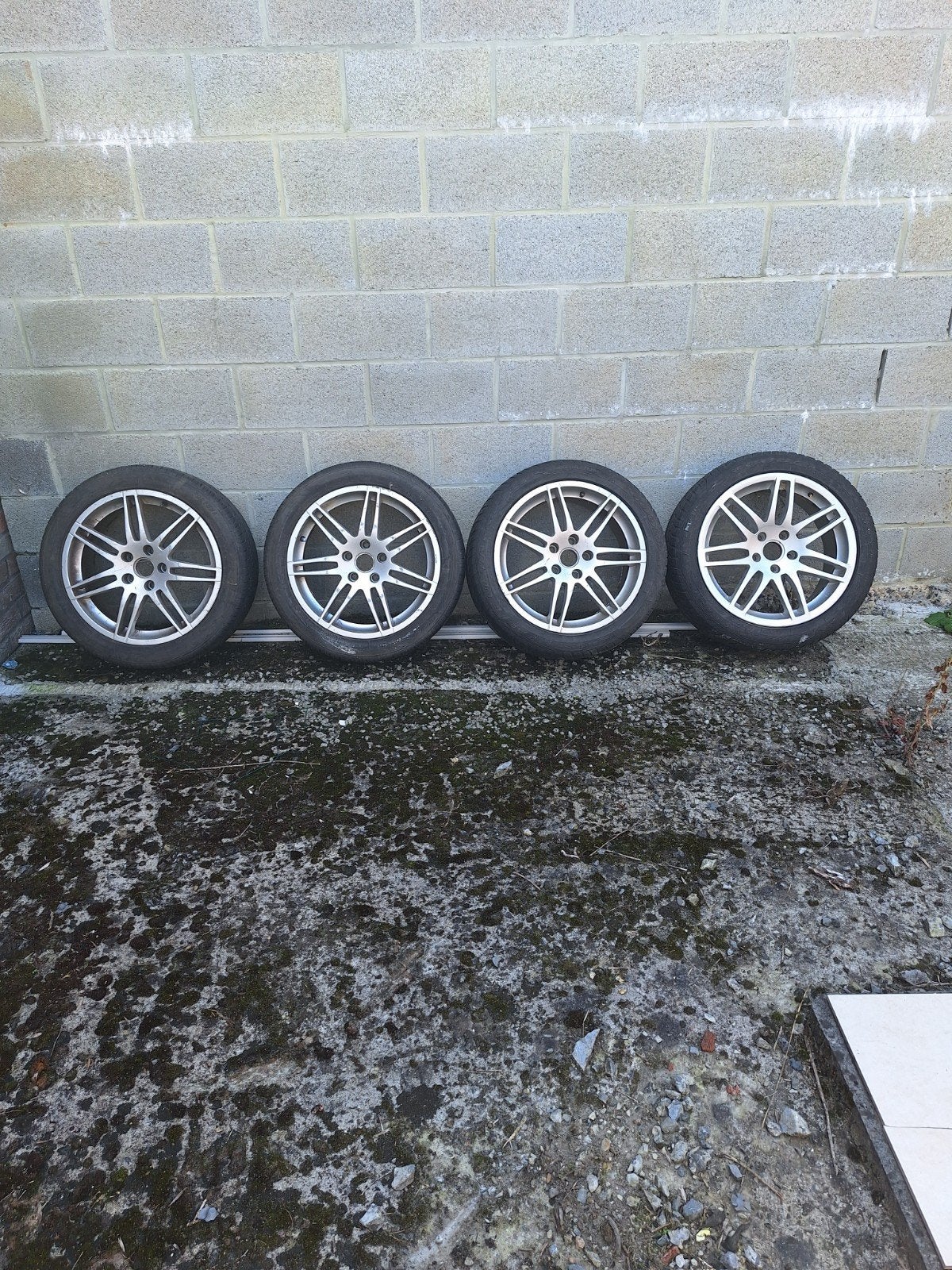 jantes origine Audi 17 pouces, pneus 225/45/17  5x112, Autos : Pièces & Accessoires, Enlèvement, 17 pouces, Pneu(s)
