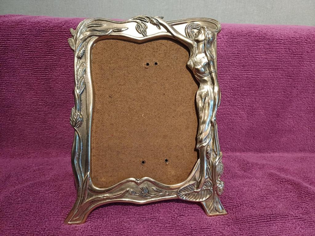 CADRE PHOTO ART NOUVEAU EN LAITON, Antiquités & Art, Enlèvement