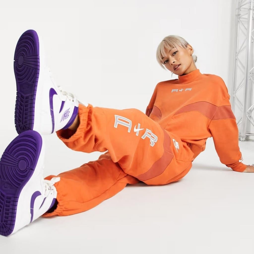 Training nike taille S original neuf
