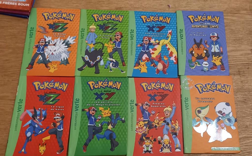 8 livres Pokemon - Bibliothèque verte, Ophalen, Zo goed als nieuw, Jongen of Meisje, Fictie algemeen