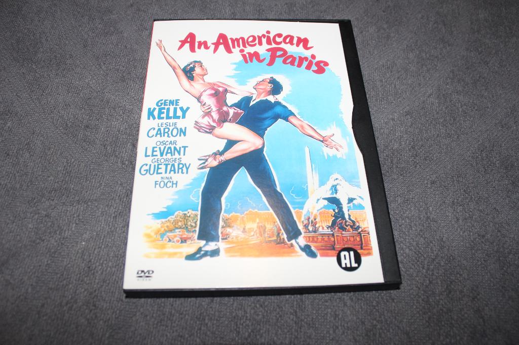 DVD An American in Paris, CD & DVD, DVD | Classiques, Enlèvement ou Envoi, Utilisé, 1940 à 1960, Comédie