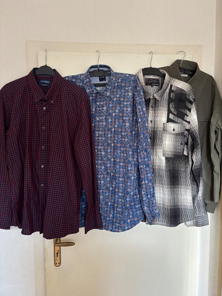 Chemises neuf différentes t.43/44 (XL) coton, Vêtements | Hommes, Neuf, Tour de cou 43/44 (XL), Enlèvement, Bleu