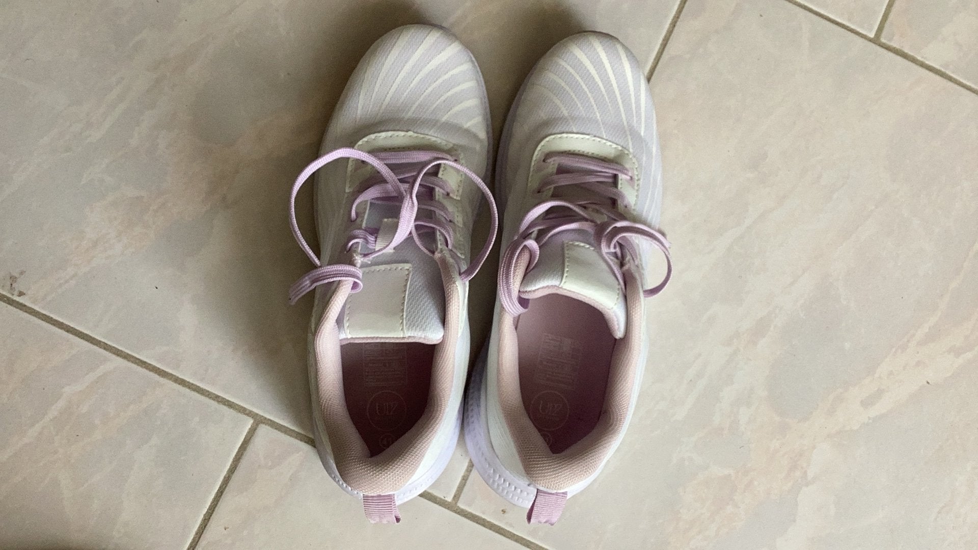 Sportschoenen 41, Kinderen en Baby's, Babykleding | Schoentjes en Sokjes, Ophalen, Nieuw