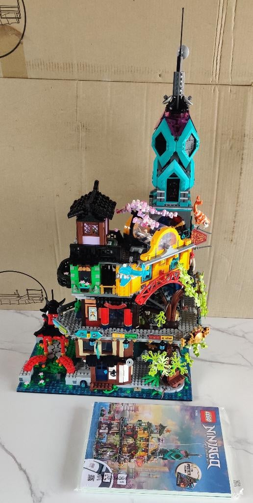 71741 LEGO Les jardins de la ville de Ninjago, Enfants & Bébés, Jouets | Duplo & Lego, Utilisé, Lego, Ensemble complet, Enlèvement ou Envoi