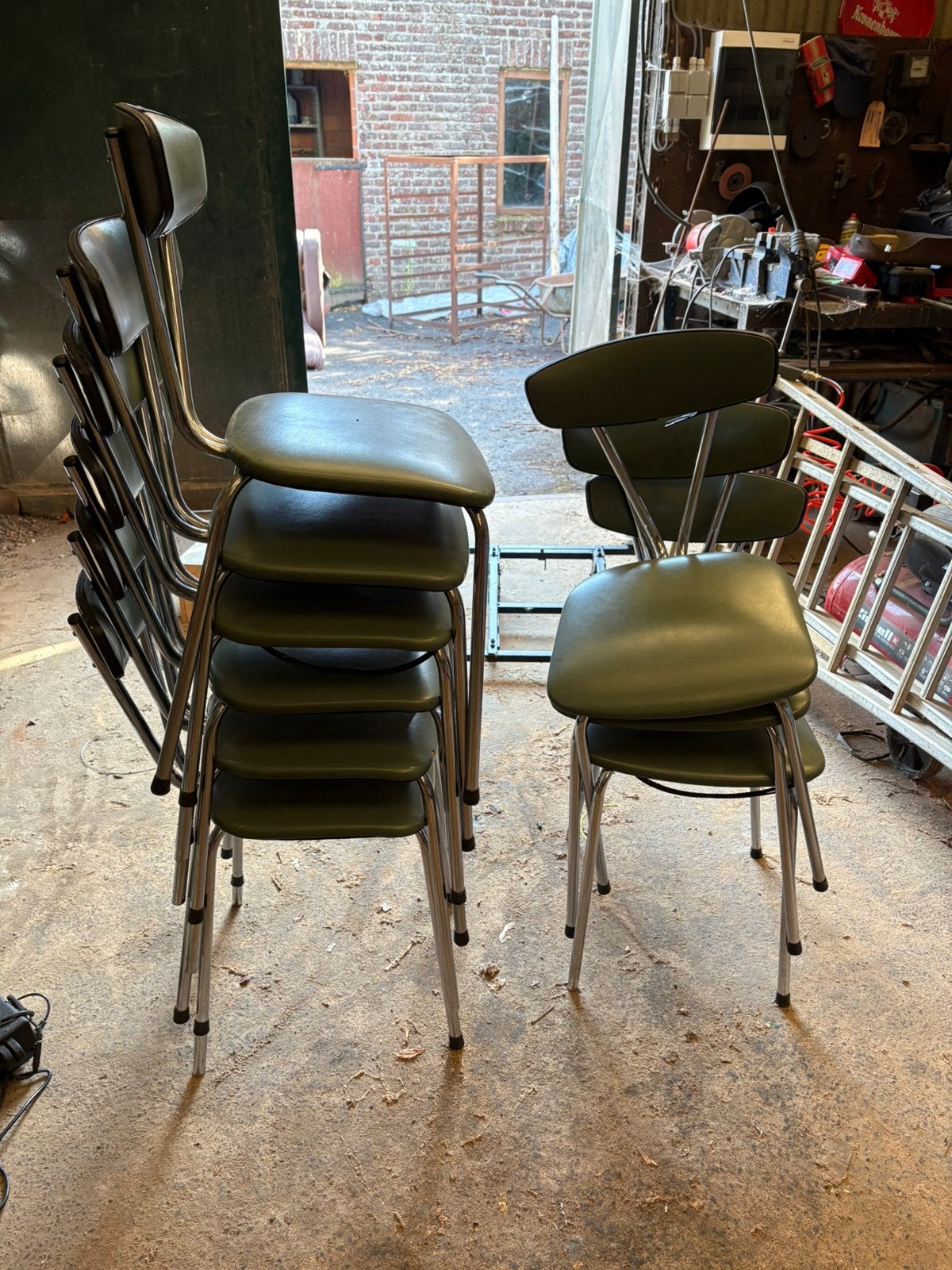 9 stoelen gratis, Huis en Inrichting, Ophalen, Zo goed als nieuw