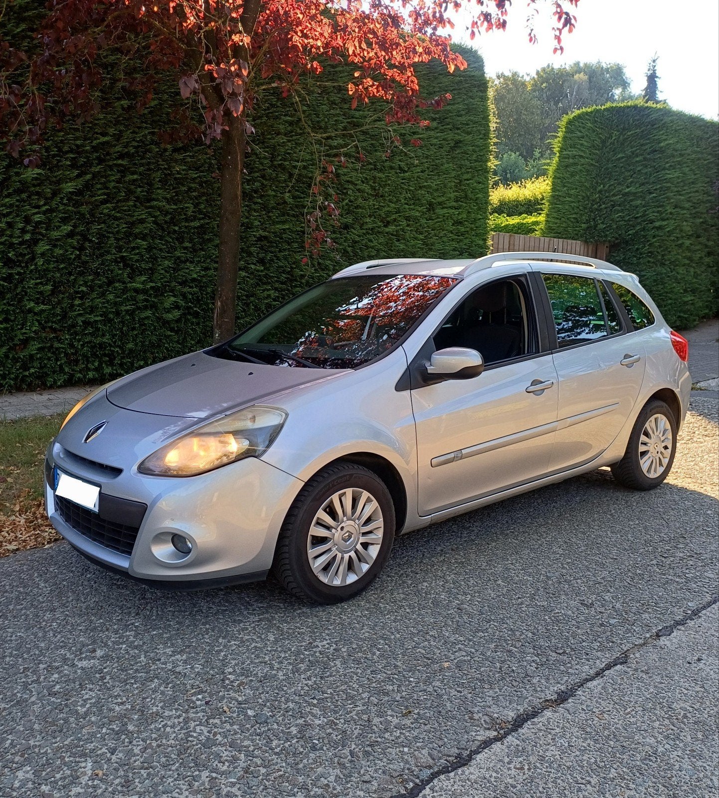 Renault Clio 1.2i grandtour TomTom gekeurd, Auto's, Renault, Bedrijf, Clio, ABS, Boordcomputer, Cruise Control, Isofix, Radio