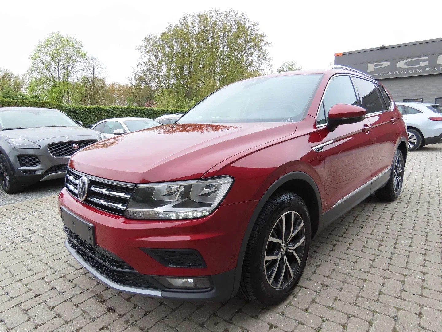 Volkswagen Tiguan Allspace Tiguan Allspace 1.5 TSI ACT Comfo, Rouge, Noir, 5 portes, 5 places