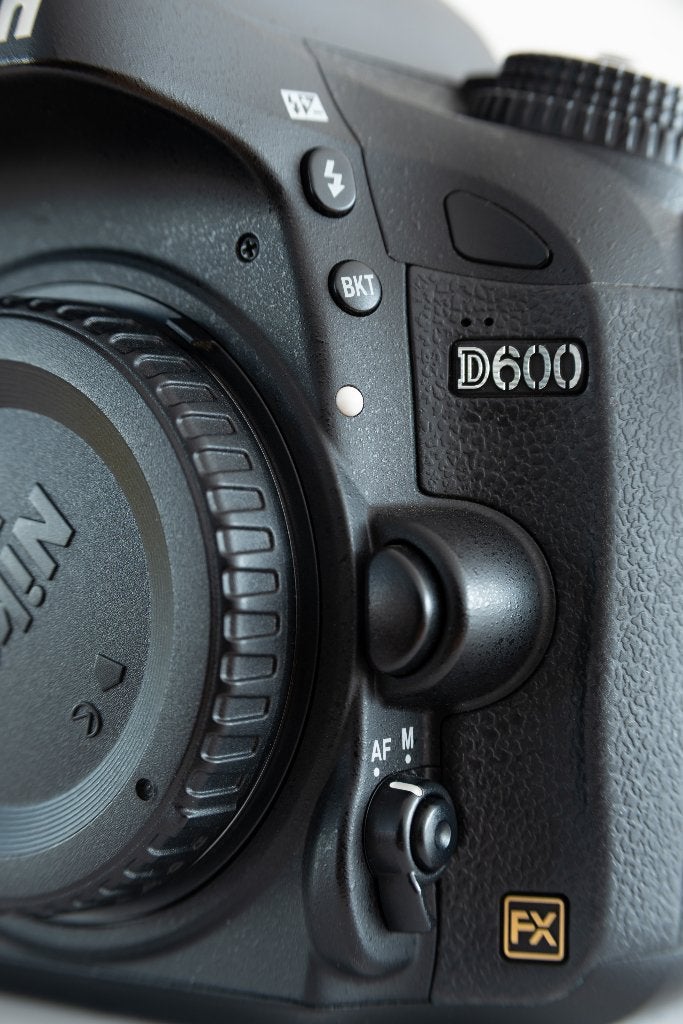 Nikon D600, TV, Hi-fi & Vidéo, Appareils photo numériques, Enlèvement ou Envoi, Comme neuf, 24 mégapixels, Nikon