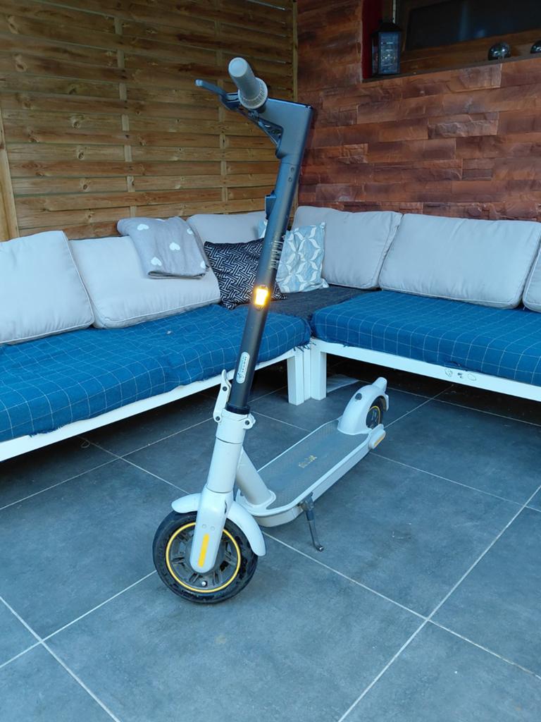 Ninebot G30 Max, Fietsen en Brommers, Steps, Ophalen, Zo goed als nieuw, Elektrische step (E-scooter), Segway ninebot