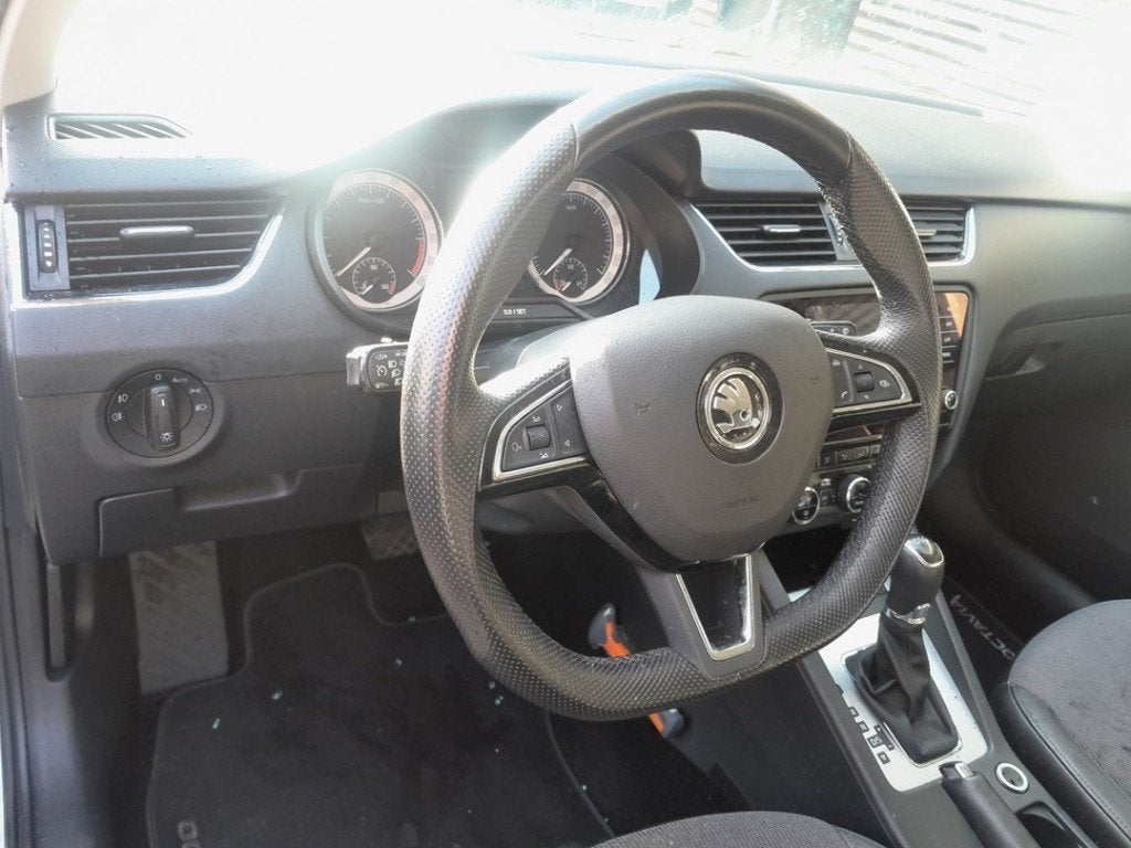 COMBISCHAKELAAR STUUR Skoda Octavia Combi (5EAC), Gebruikt, Info@skoda-auto.de, Skoda, Max-Planck-Straße  3-5
64331  Weiterstadt, DE