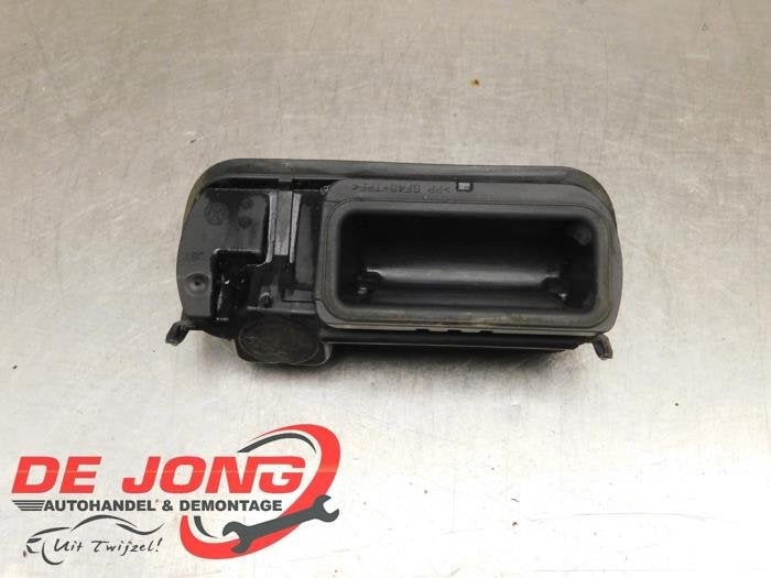 Poignée hayon d'un Volkswagen Caddy, Autos : Pièces & Accessoires, Volkswagen, -, 3 mois de garantie, Utilisé