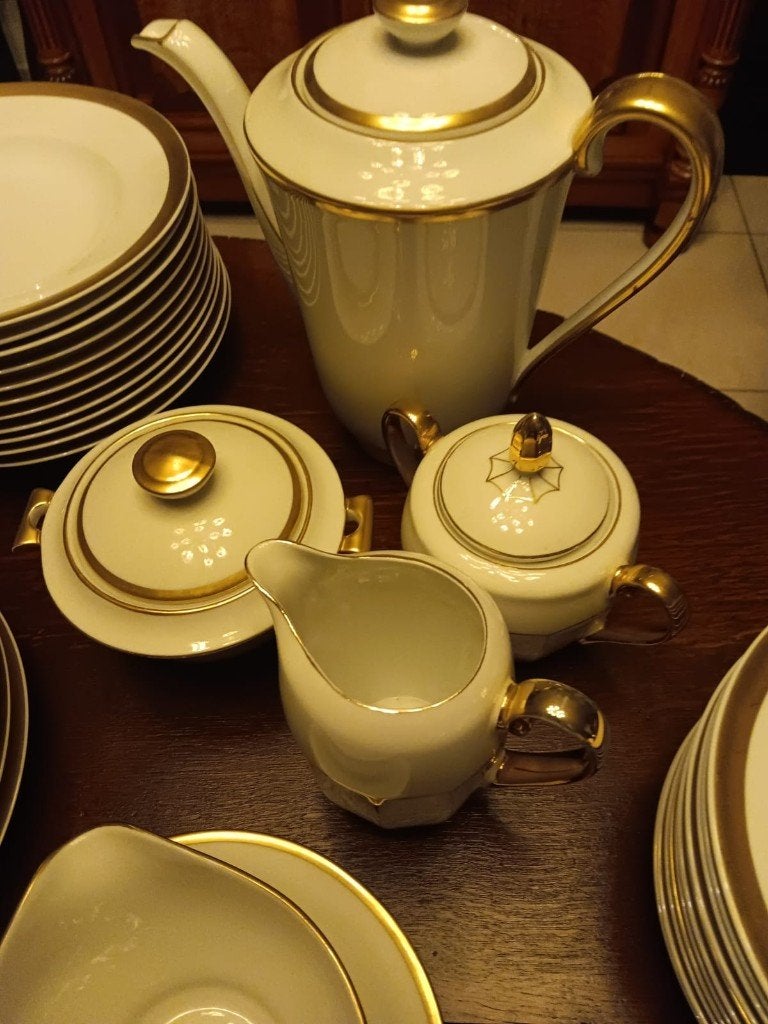 Servies Porcelaine de Boudour, Ophalen