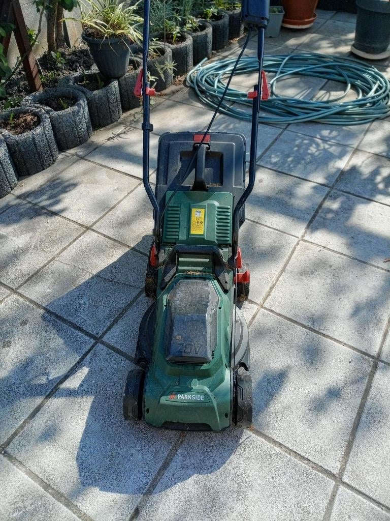 tondeuse gazon parkside batterie, Jardin & Terrasse, Tondeuses à gazon sur batterie, Tondeuse rotative, Comme neuf, 30 à 39 cm
