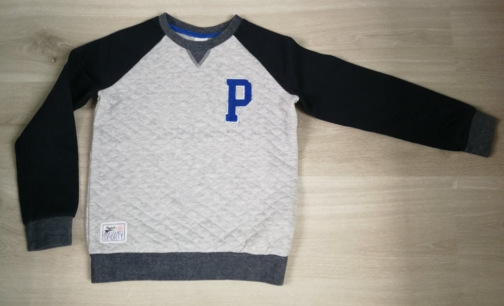 Sweater C&A,maat 140, Kinderen en Baby's, Kinderkleding | Maat 140, C&A, Trui of Vest, Ophalen of Verzenden, Zo goed als nieuw