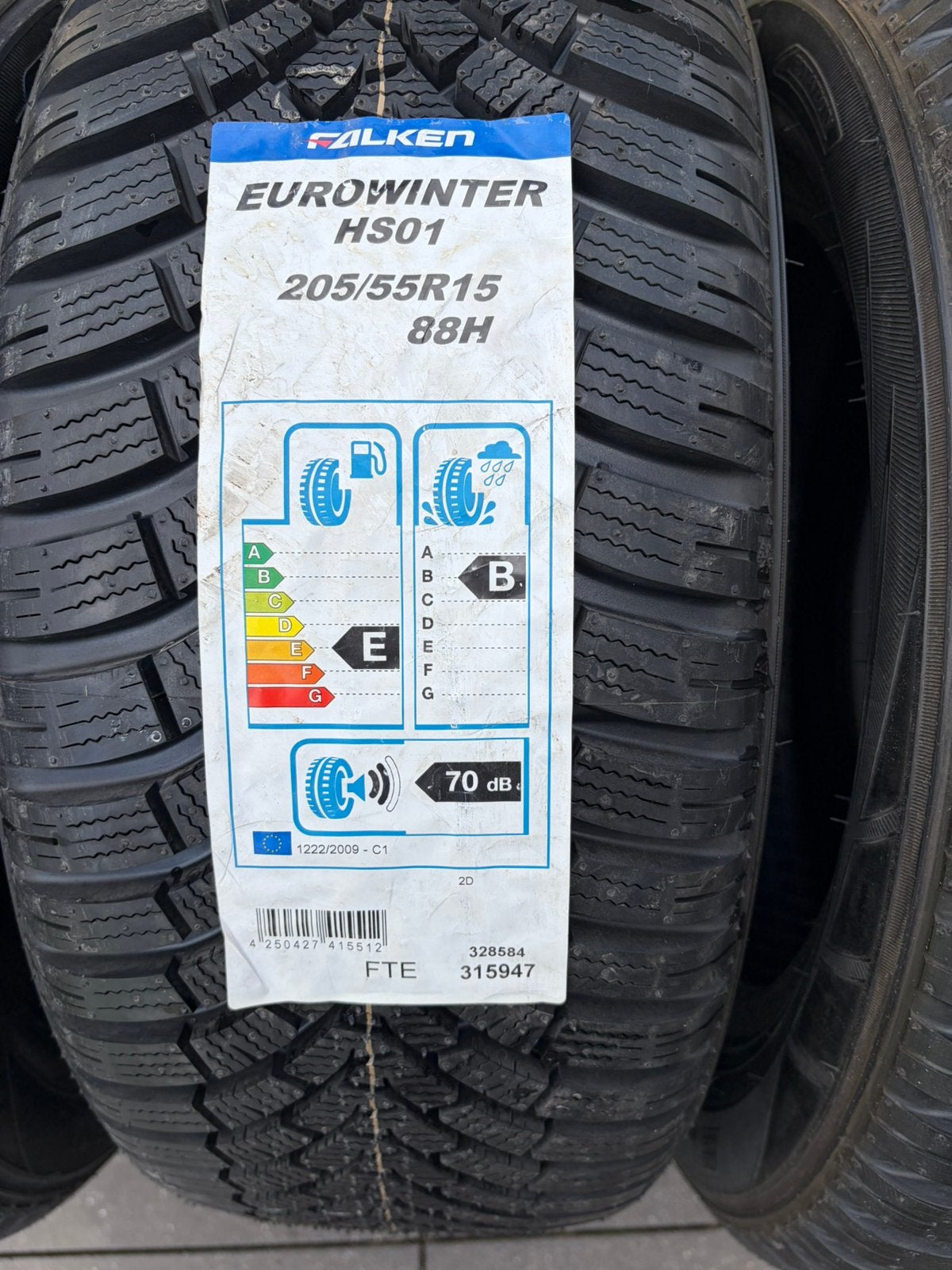 4 pneus hiver Falken EuroWinter HS01 – 205/55 R15 88H –, Enlèvement, Pneus hiver, Pneu(s)