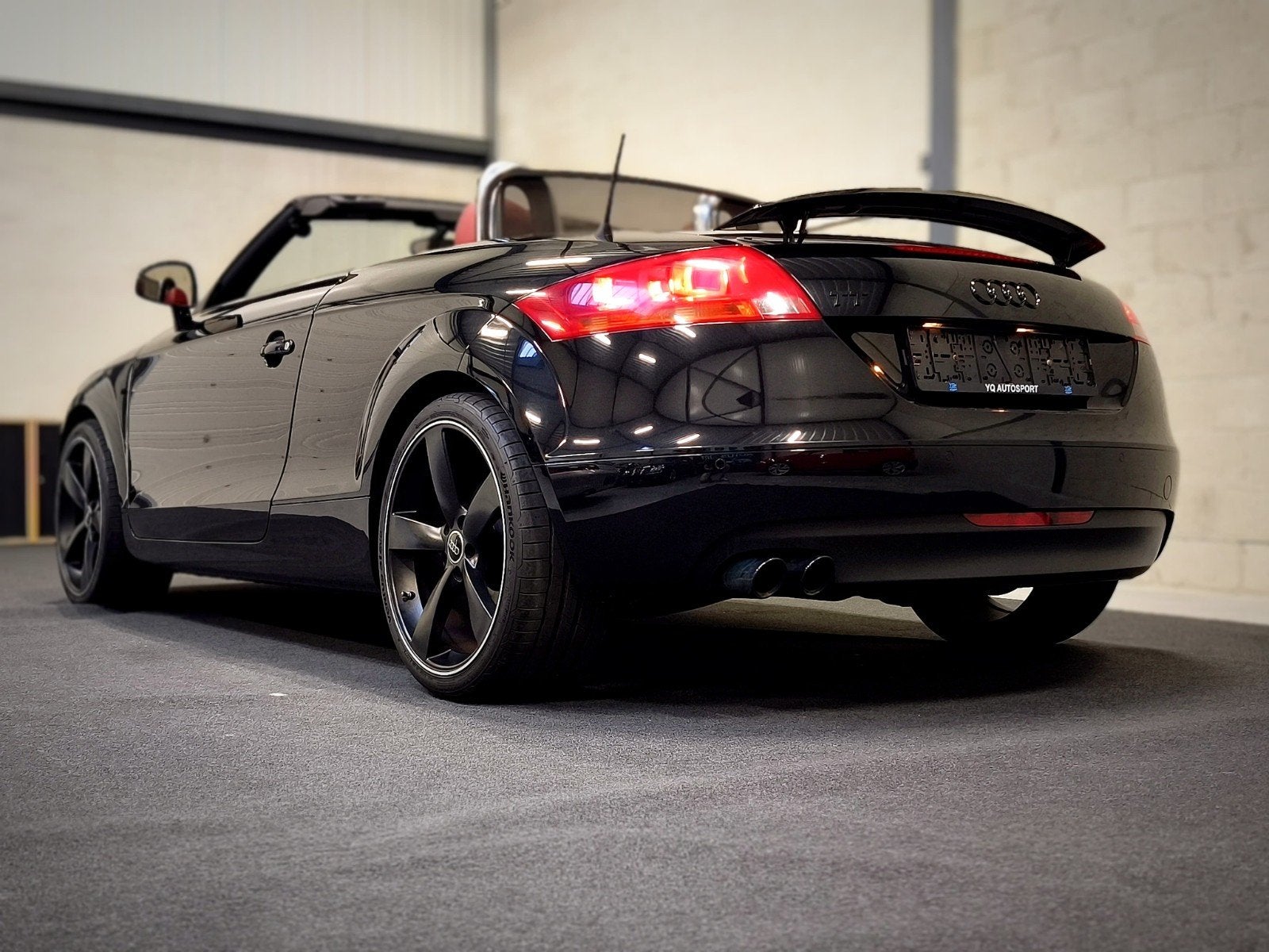 Audi TT 2.0 tfsi Roadster cabrio Leder 19inch, Auto's, TT, Zwart, Leder, Bedrijf
