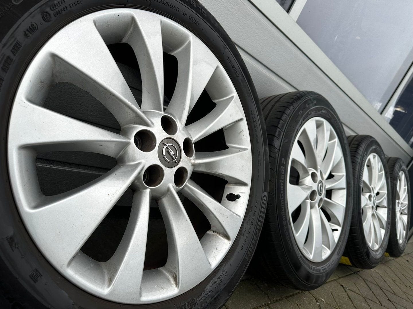 18 " Opel Astra J Astra K Mokka X 5x105 velgen zomerbanden, Auto-onderdelen, 18 inch, -, -, Banden en Velgen