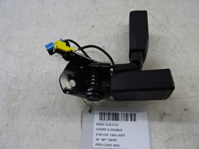 VEILIGHEIDSGORDEL Mercedes-Benz CLA (117.3), Gebruikt, Mercedes-Benz, Dialog.mb@mercedes-benz.com, Mercedes-Benz AG