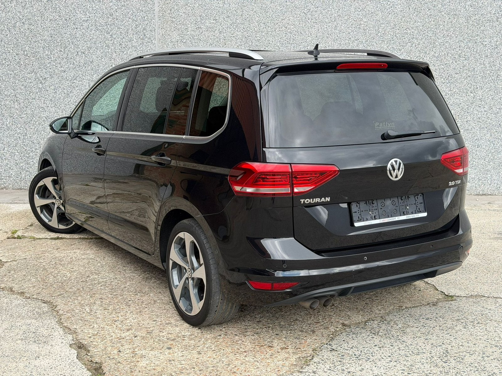 Volkswagen Touran 2.0 TDI diesel 2016 EURO 6b 5pl Pano/cuir, Achat, Euro 6, Entreprise, Noir