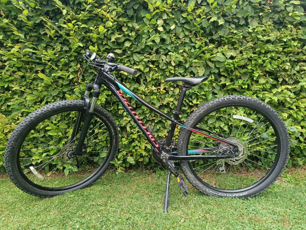 Specialized dames MTB XS, Vélos & Vélomoteurs, Autres marques, 45 à 49 cm, Femmes, Comme neuf