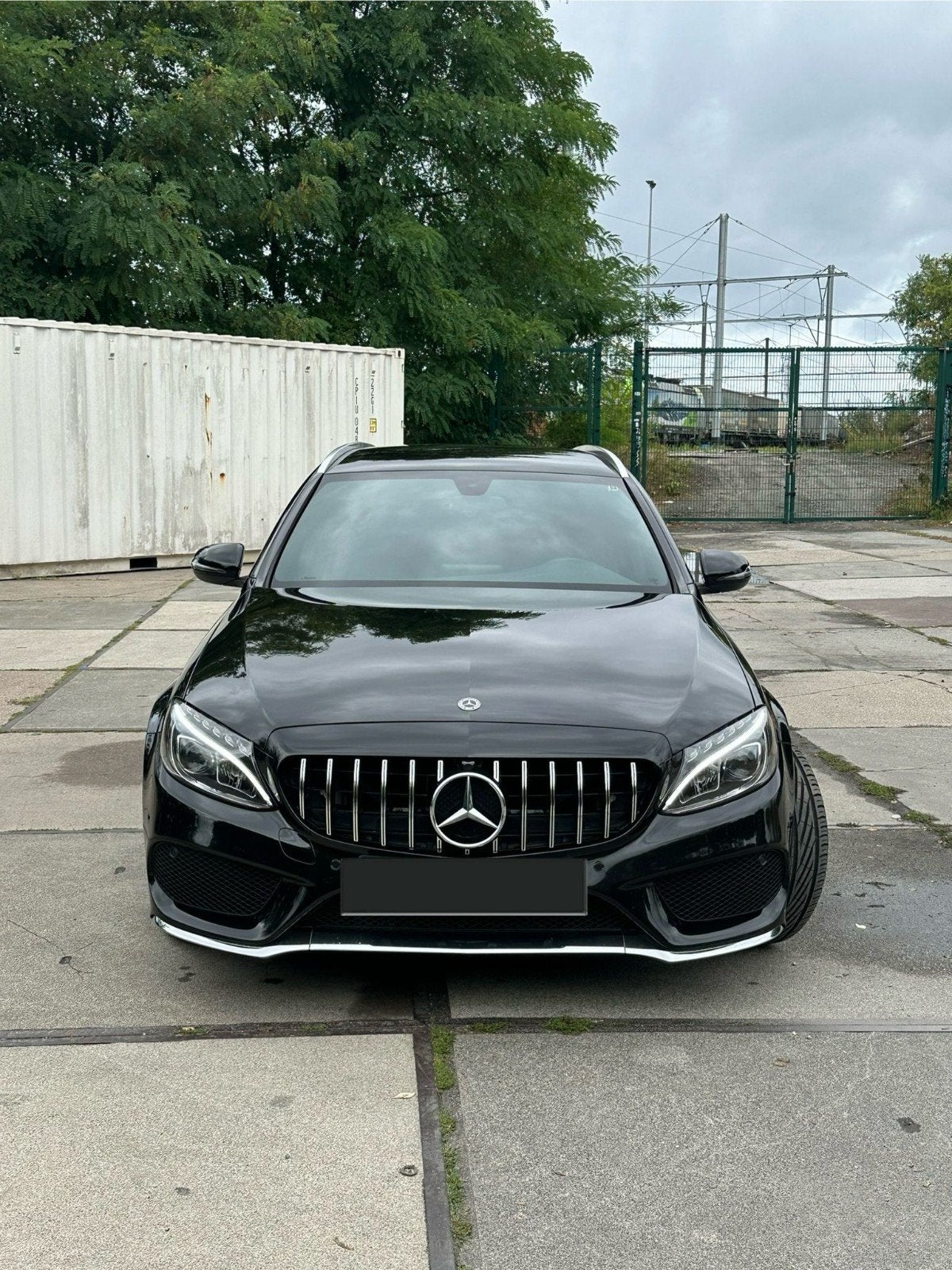 Mercedes C180 1.6benzine 2018 met 155000km Night Pakket, Auto's, Mercedes-Benz, Automaat, Dealer onderhouden, 1600 cc, Zwart