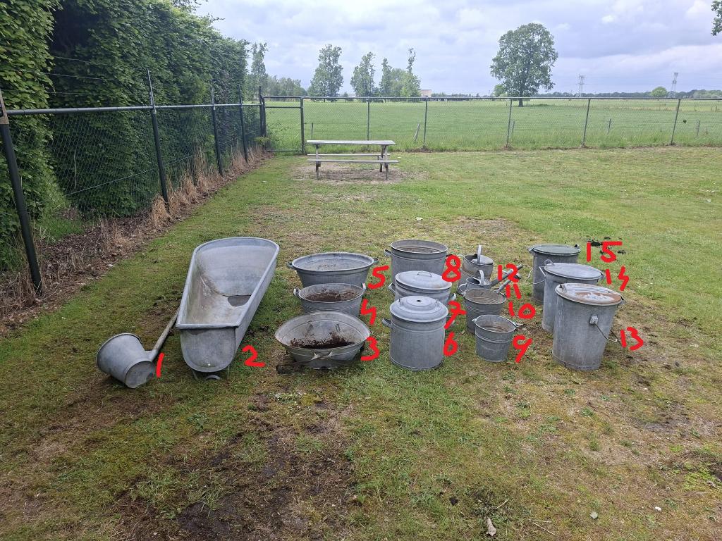 Zinken kuipen teilen emmers gieters vuilnisemmers badkuip, Enlèvement, Utilisé