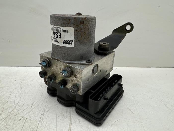 ABS Pomp van een Hyundai H300, Gebruikt, -, -, Ophalen of Verzenden