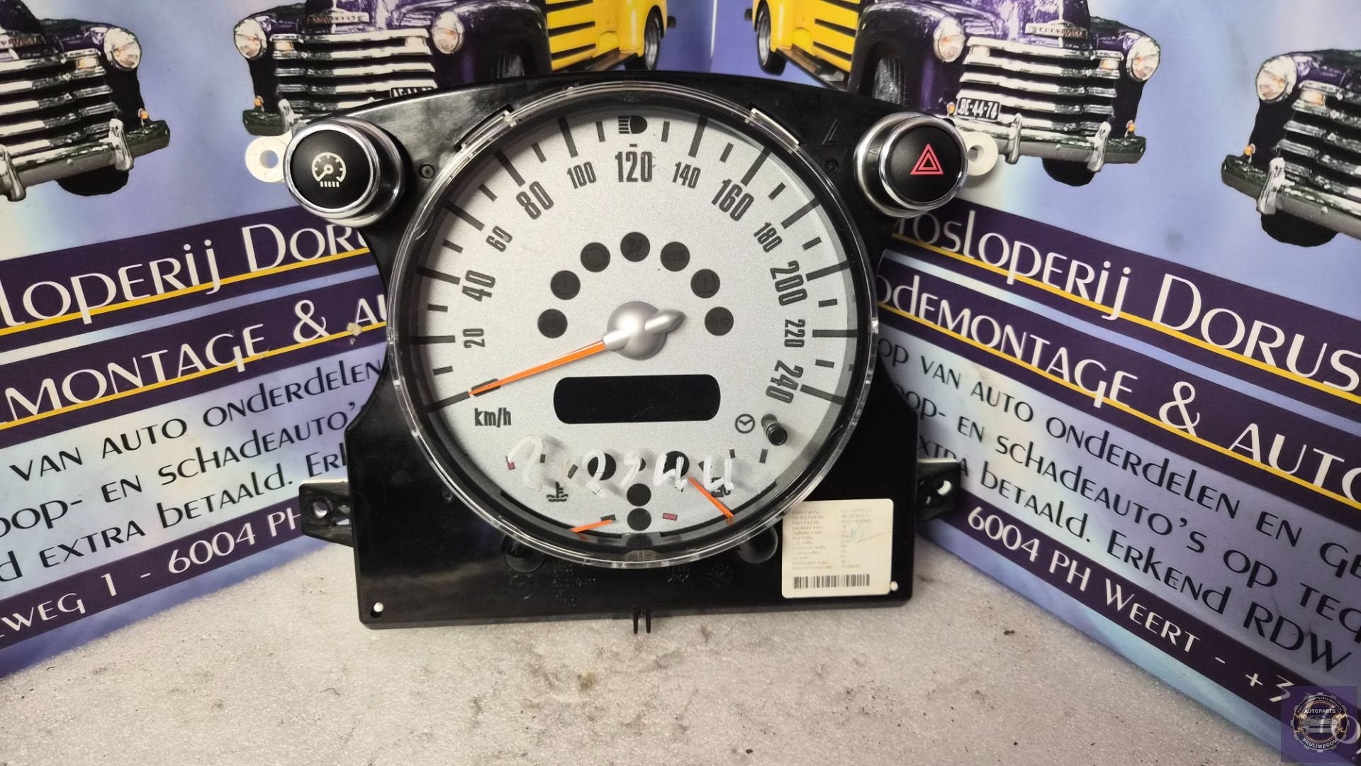 Mini Cooper R52, 212 944 km au compteur, Customer.service@mini.co.uk, BMW AG, Petuelring 130
80788  Munich, DE, Mini