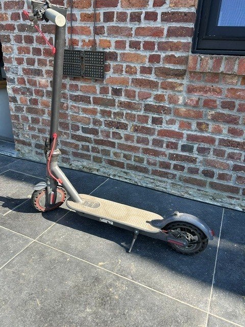 Elektrische step, Vélos & Vélomoteurs, Trottinettes, Enlèvement, Comme neuf, Step électrique (E-scooter), Aovopro