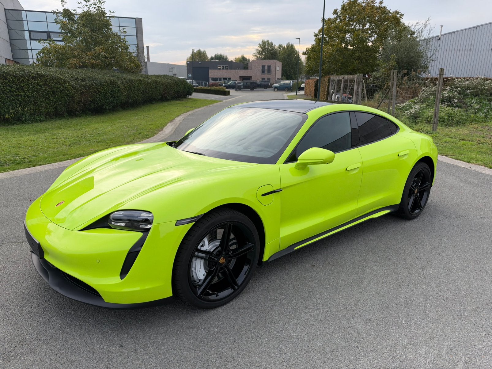 UNIEKE PORSCHE TAYCAN , 2023 , 22.000 KM, Auto's, Automaat, Elektrische koffer, 120 kW, 5 deurs