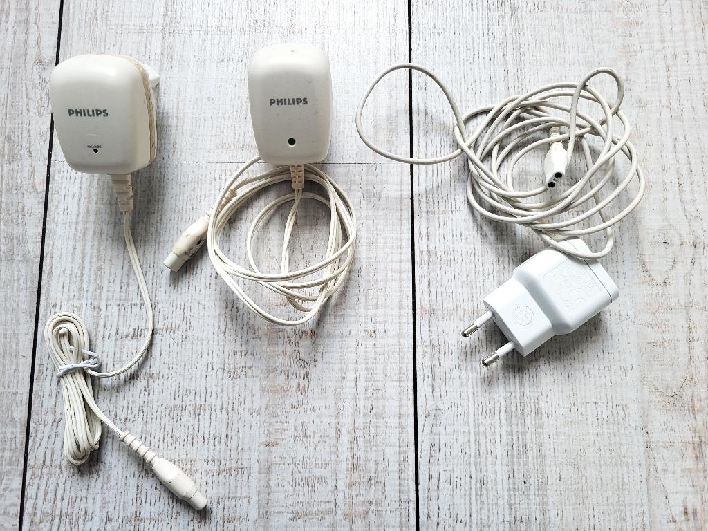 3 adaptateurs Philips, Enlèvement ou Envoi, Comme neuf