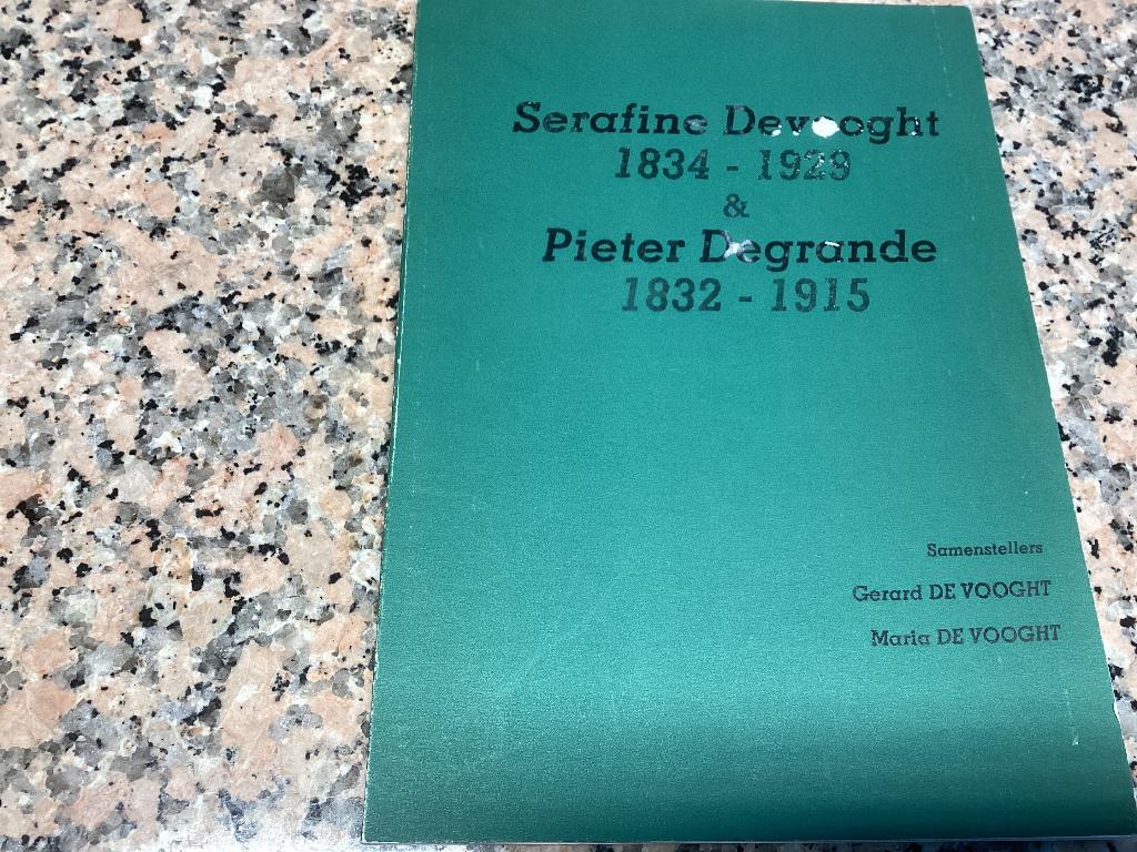 Stamboek Serafine Devooght 1834-1929 & Pieter Degrande, Ophalen of Verzenden, 19e eeuw, Gelezen