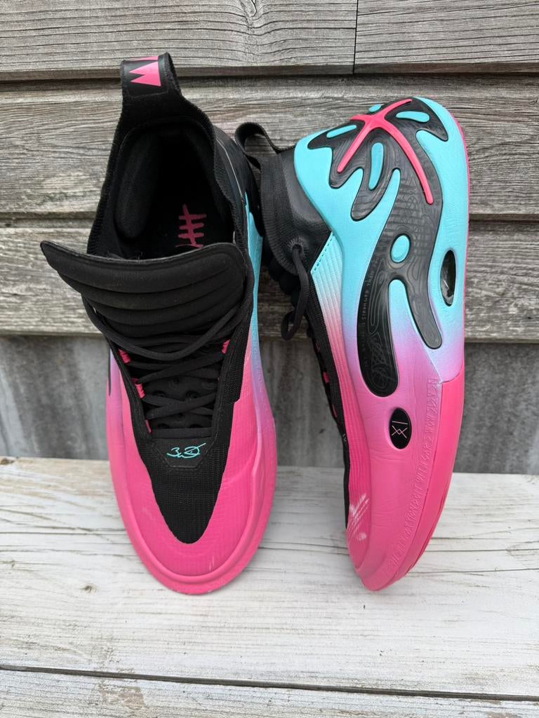 Way of wade basketbalschoenen maat 10,5 (met doos), Sport en Fitness, Ophalen of Verzenden, Zo goed als nieuw, Schoenen