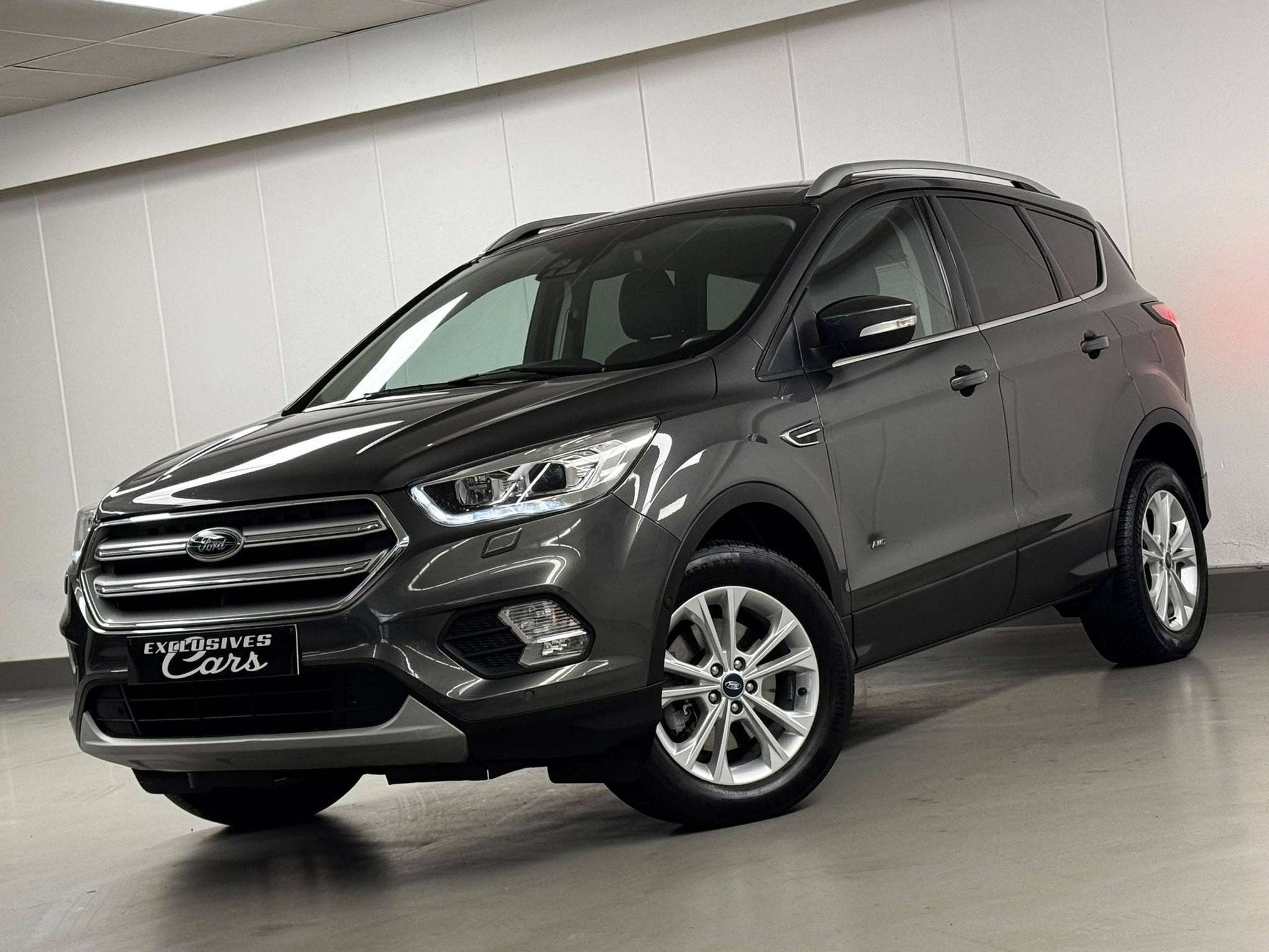 Ford Kuga 1.5 ECOBOOST AWD TITANIUM AUTO CAMERA GPS XENON RE, Auto's, Automaat, 182 pk, 4 cilinders, Bedrijf